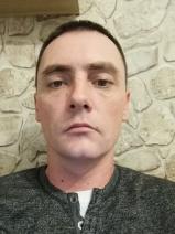 Sziasztok! Norbert vagyok. Komoly békéssámsoni párkereső nők jelentkezését várom.