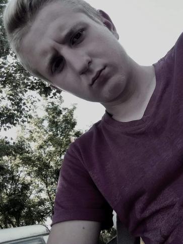 Norbert, 24 éves vajai társkereső férfi profil fotója