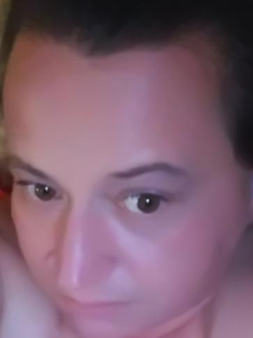 Moni, 41 éves hódmezővásárhelyi társkereső nő profil fotója Moni, 41 éves hódmezővásárhelyi társkereső nő profil fotója