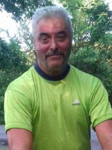 László, 68 éves gyöngyösi társkereső férfi profil fotója