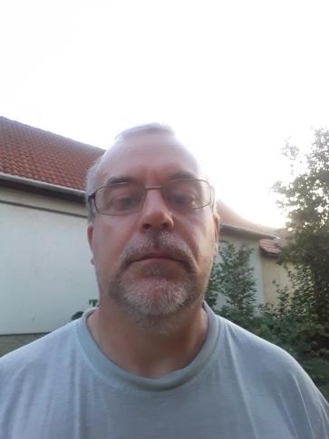 János, 45 éves balmazújvárosi társkereső férfi profil fotója
