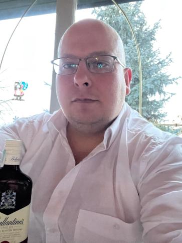 Gábor, 38 éves törteli társkereső férfi profil fotója Gábor, 38 éves törteli társkereső férfi profil fotója