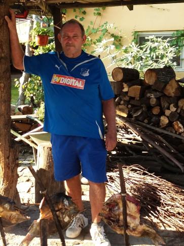 Béla, 71 éves pécsi társkereső férfi profil fotója