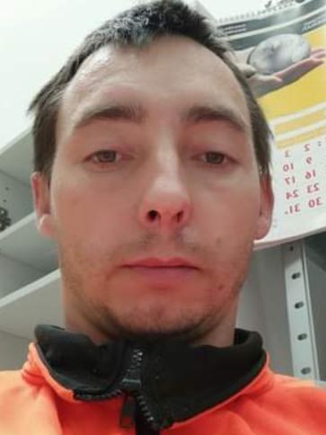 Krisztián, 40 éves adácsi társkereső férfi profil fotója
