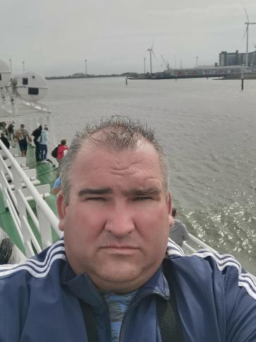 Róbert, 48 éves jászberényi társkereső férfi profil fotója