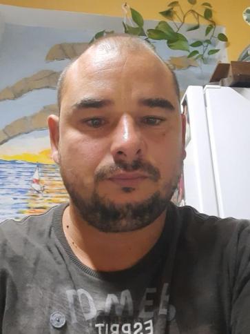 Gábor, 38 éves somi társkereső férfi profil fotója