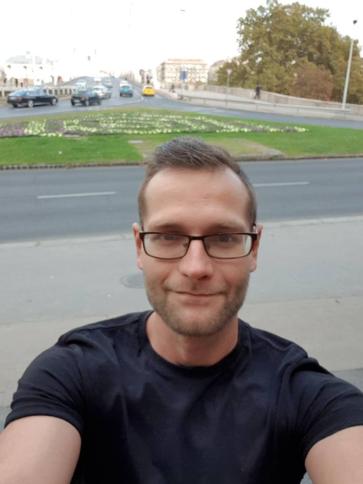 Laci, 35 éves Budapest XV. kerületi társkereső férfi profil fotója