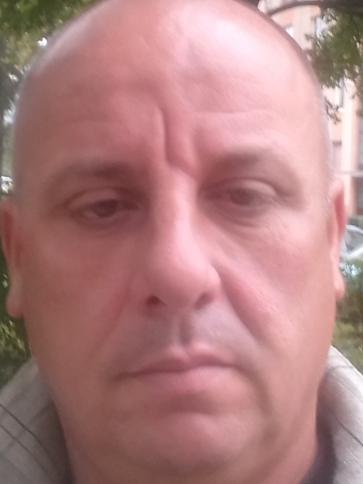 Lászlo, 51 éves ózdi társkereső férfi profil fotója