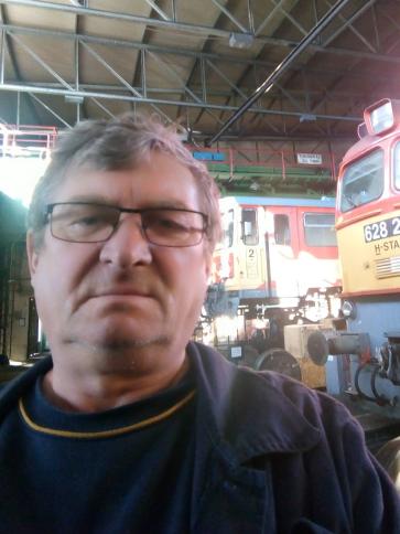 József, 62 éves csomai társkereső férfi profil fotója