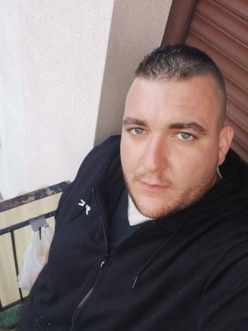 Gabesz, 31 éves hajdúböszörményi társkereső férfi profil fotója