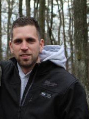 Ervin, 36 éves nagycenki társkereső férfi profil fotója