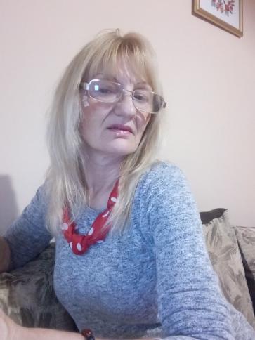 Katalin, 66 éves szerbiai társkereső nő profil fotója