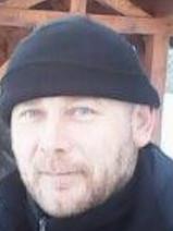 Sziasztok! Joci vagyok. Online szobi randizni vágyó nők kattinsatok a kedvenc gombra.