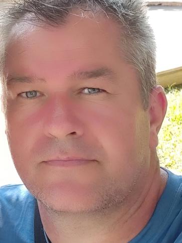 Gyula, 51 éves alsópetényi társkereső férfi profil fotója