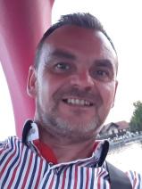 Sziasztok! Attila vagyok. Komoly piliscsabai párkereső nők jelentkezését várom.