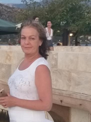 Kata, 63 éves Budapest VII. kerületi társkereső nő profil fotója
