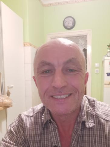 Attila, 54 éves celldömölki társkereső férfi profil fotója
