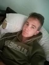 Sziasztok! Józsi vagyok. Komoly mezőpeterdi párkereső nők jelentkezését várom.