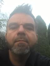 Sziasztok! Zoli vagyok. Komoly biharnagybajomi párkereső nők jelentkezését várom.