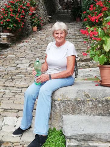 Ida, 80 éves Budapest III. kerületi társkereső nő profil fotója