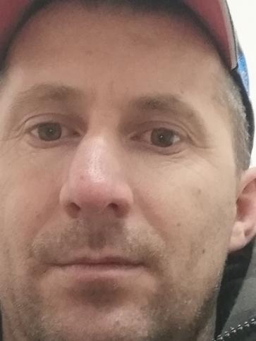 Joska, 40 éves nádudvari társkereső férfi profil fotója