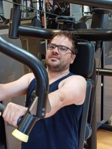 László, 46 éves szekszárdi társkereső férfi profil fotója