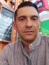 Sziasztok! Roland vagyok. Komoly bekölcei párkereső nők jelentkezését várom.