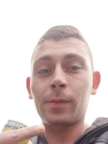 Roland, 35 éves pusztavámi társkereső férfi profil fotója