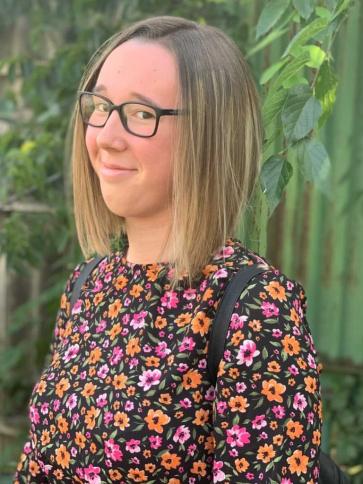 Noémi, 24 éves szolnoki társkereső nő profil fotója