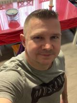 Sziasztok! Gyula vagyok. Komoly finnországi párkereső nők jelentkezését várom.