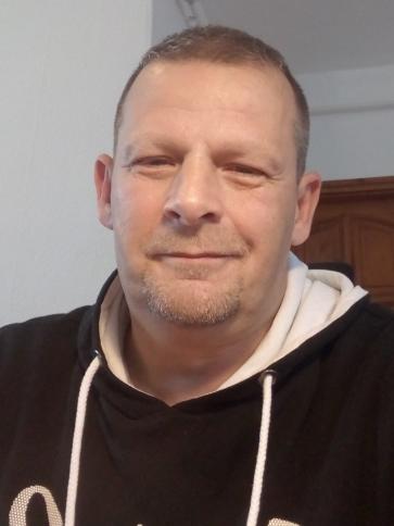 Attila, 57 éves balatonszabadi társkereső férfi profil fotója