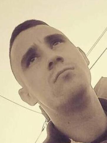 Márk, 29 éves tormási társkereső férfi profil fotója