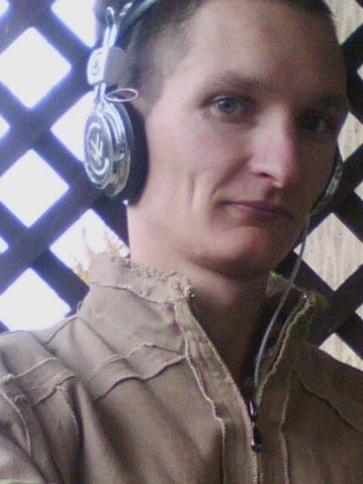 Zoli, 36 éves szedresi társkereső férfi profil fotója