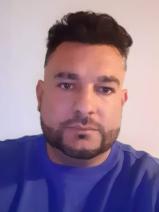 Sziasztok! Tibor vagyok. Komoly decsi párkereső nők jelentkezését várom.