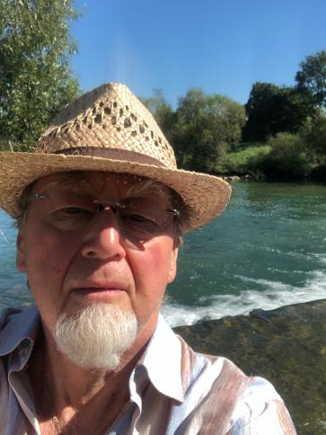 Viktor, 76 éves németországi társkereső férfi profil fotója