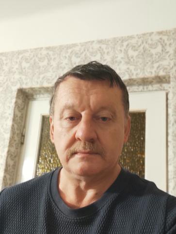 László, 59 éves Budapest XXIII. kerületi társkereső férfi profil fotója