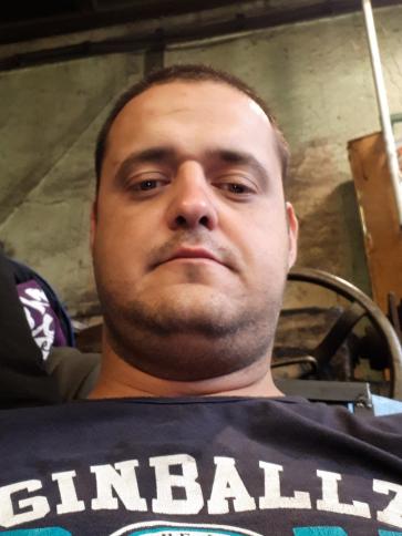Szabolcs, 38 éves dunaegyházai társkereső férfi profil fotója