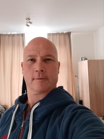 András, 47 éves hollandiai társkereső férfi profil fotója