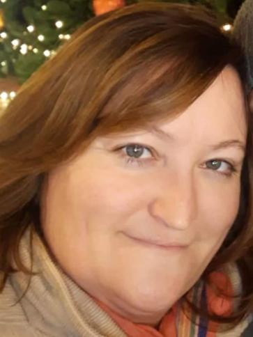 Kata, 53 éves Budapest VIII. kerületi társkereső nő profil fotója
