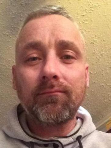 Albi, 58 éves komlói társkereső férfi profil fotója