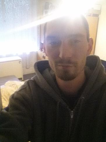 Lajos, 36 éves komlói társkereső férfi profil fotója