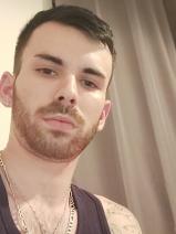 Sziasztok! Benjamin vagyok. Online alsópetényi randizni vágyó nők kattinsatok a kedvenc gombra.