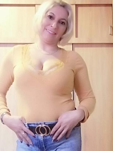 Mónika, 45 éves erdőkertesi társkereső nő profil fotója