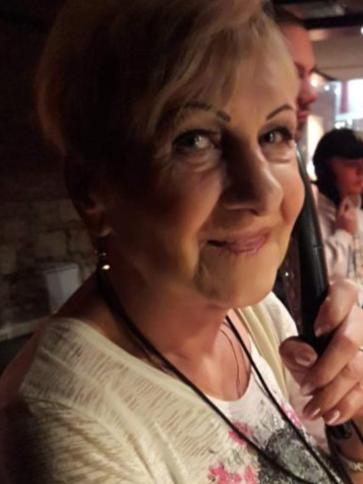 Klarisz, 71 éves győri társkereső nő profil fotója