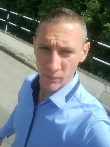 Tamás, 34 éves kökényi társkereső férfi profil fotója