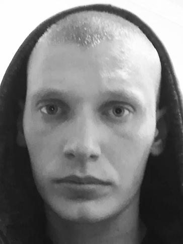 Tibor, 30 éves komádi társkereső férfi profil fotója