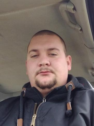 István, 28 éves pusztaszemesi társkereső férfi profil fotója