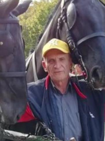 Attila, 64 éves gyulai társkereső férfi profil fotója