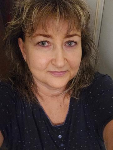 Krisztina, 53 éves székesfehérvári társkereső nő profil fotója
