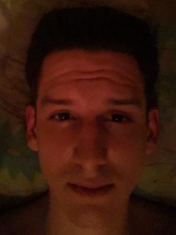 Ádám, 29 éves vonyarcvashegyi társkereső férfi profil fotója
